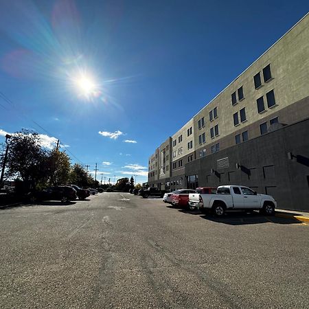 Ihotel & Conference Centre Red Deer Exterior photo